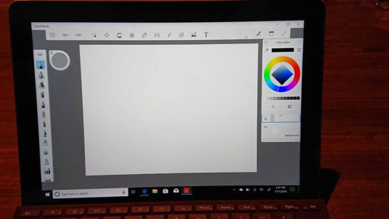 Surface Goってどんなの 実機を触ってきたぞー お絵描きやofficeなどの作業 ブログ更新に良さそう W まにぴん
